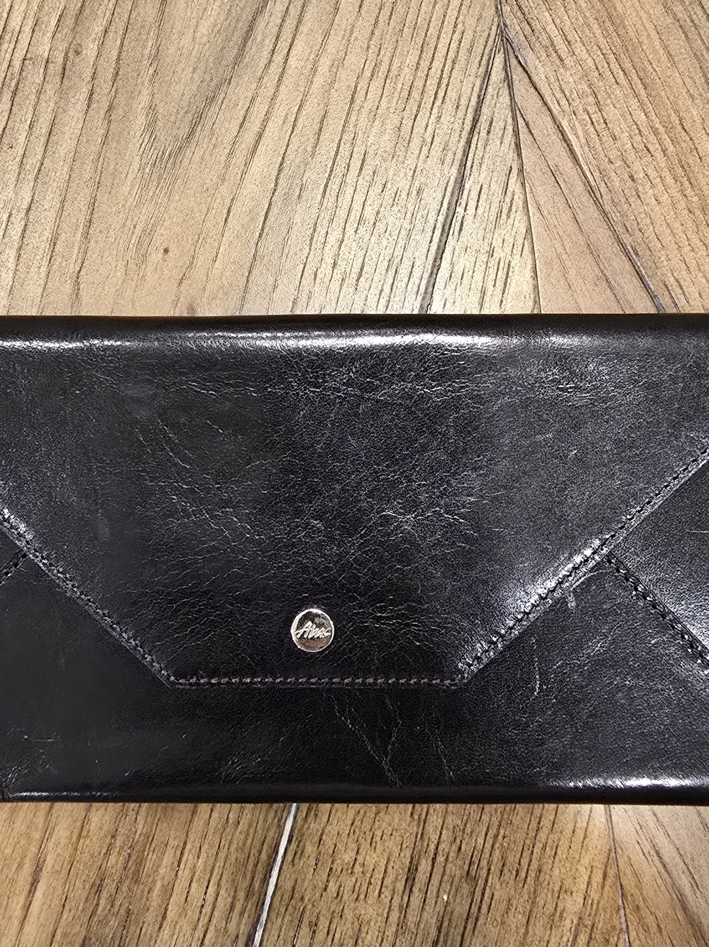 NWOT - Abas Black & Plum Leather Envelope Clutch